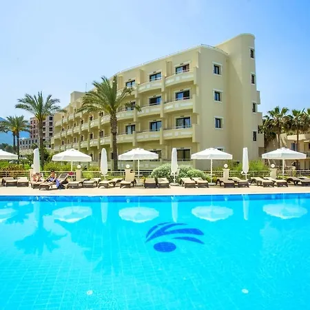 Vuni Palace Beachfront & & Casino *