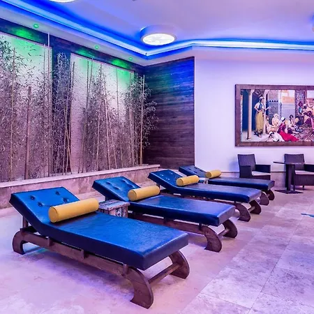 Vuni Palace Beachfront & & Casino *