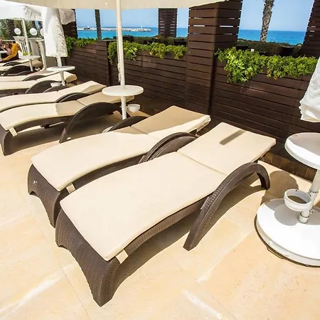 Vuni Palace Beachfront & & Casino Larnakas tis Lapithou (Northern Cyprus)