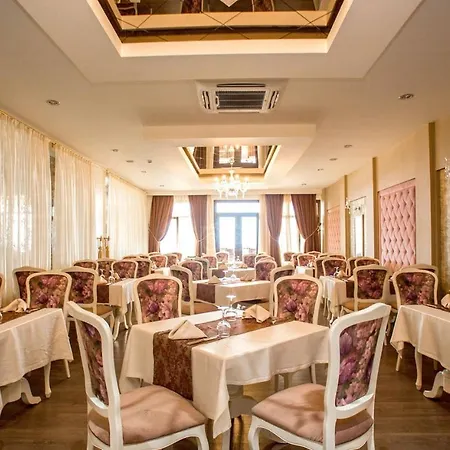 酒店 Vuni Palace Beachfront & & Casino